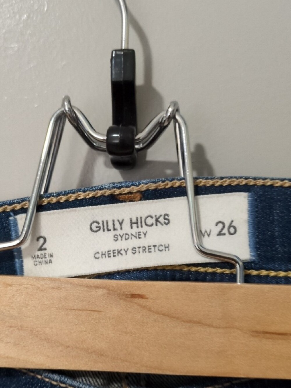 Gilly Hicks Vintage  Dark Blue Rolled Hem Denim Shorts 26 2 - Picture 2 of 5